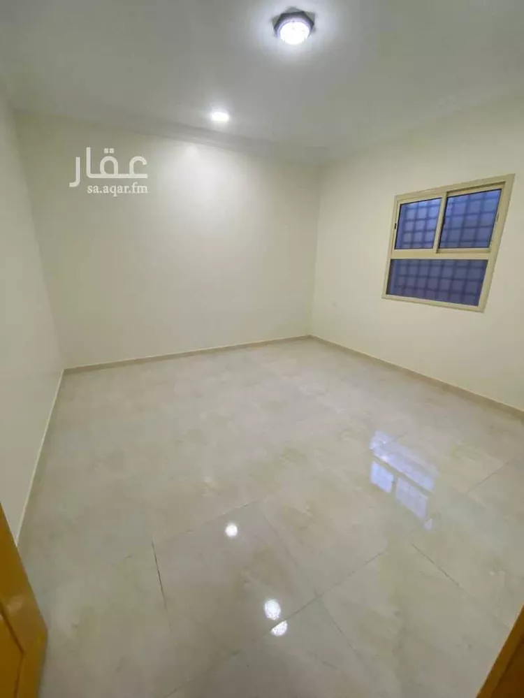 شقة للإيجار في شارع حلبس ابن زياد الطائي, حي الشفاء, مدينة خميس مشيط, منطقة عسير صورة 2