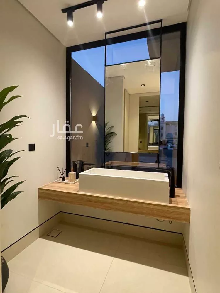 فيلا للبيع في شارع أبو عبيدة بن الجراح, حي الشعلة, مدينة الدمام, المنطقة الشرقية صورة 5