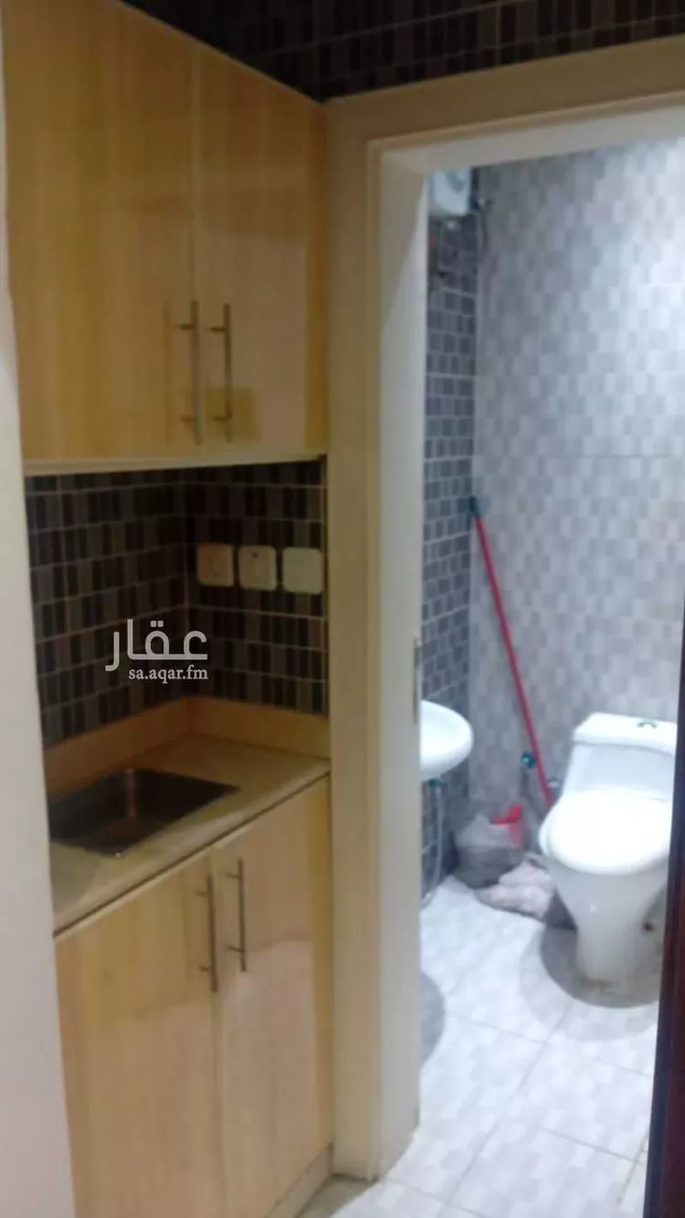 مكتب تجاري للإيجار في شارع التخصصي, حي المحمدية, مدينة الرياض, منطقة الرياض صورة 2