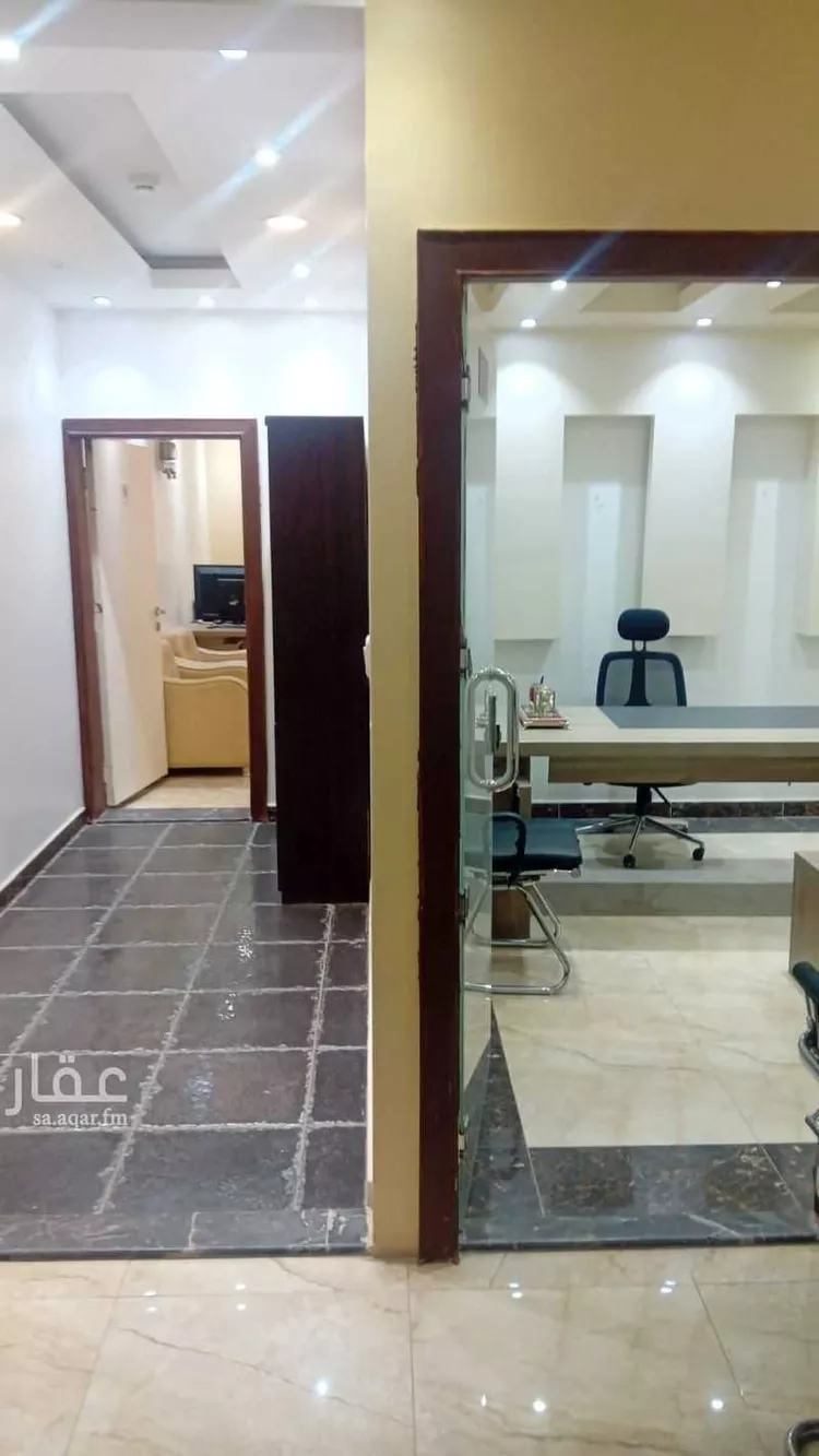 مكتب تجاري للإيجار في شارع التخصصي, حي المحمدية, مدينة الرياض, منطقة الرياض صورة 3