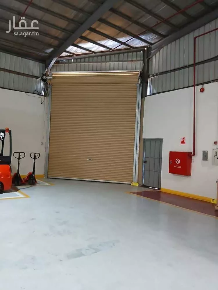 مستودع للإيجار في شارع شعبة الفال, حي الحجيلاء, مدينة الحجيلاء, منطقة عسير صورة 4