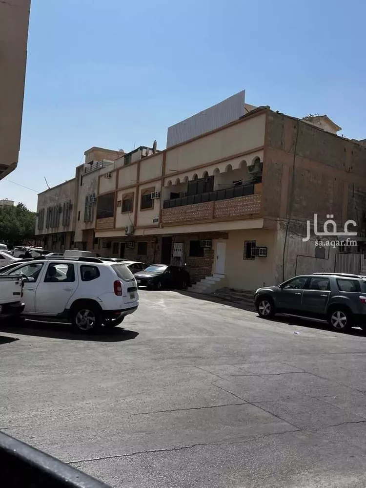 عمارة للبيع في شارع سليمان بن يسار, حي غبيرا, مدينة الرياض, منطقة الرياض صورة 3