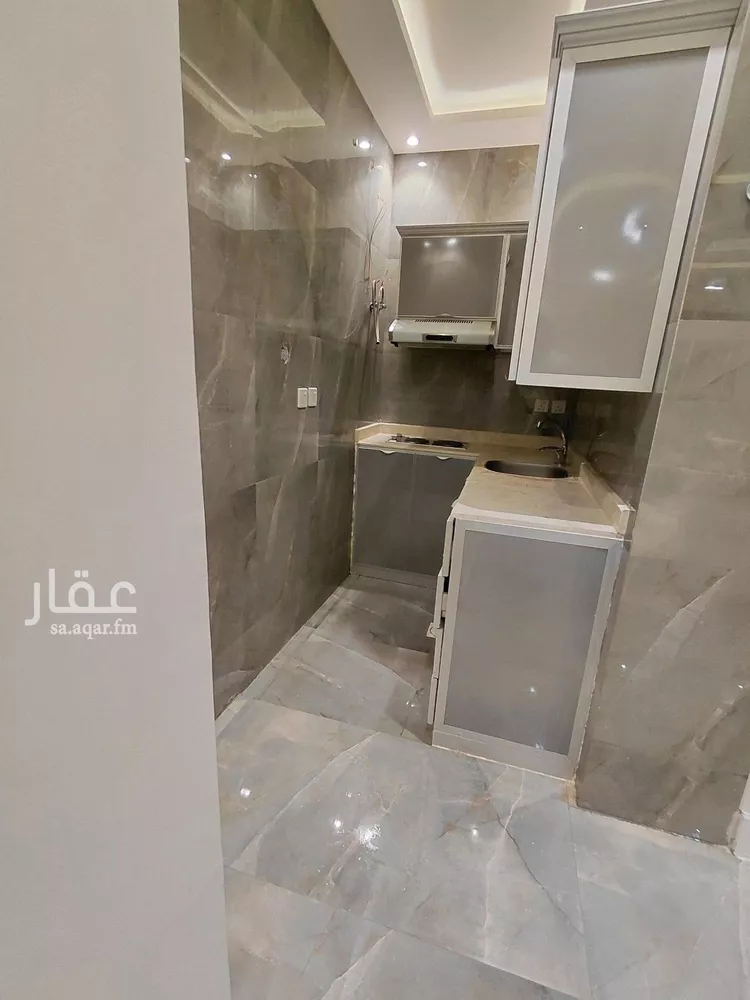 شقة للإيجار في شارع عبدالله بن شهيوين, حي الملقا, مدينة الرياض, منطقة الرياض صورة 5