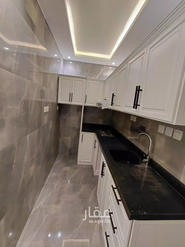 شقة للإيجار في شارع أرطأة بن كعب, حي العقيق, مدينة الرياض, منطقة الرياض