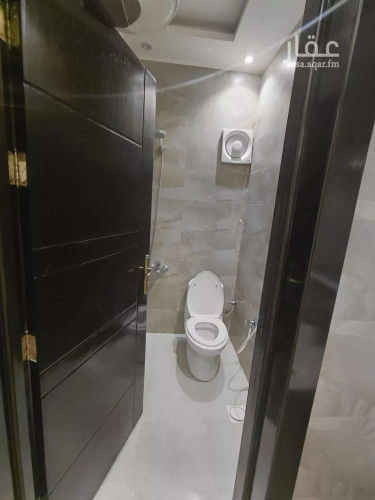 شقة للإيجار في شارع عبدالله بن شهيوين, حي الملقا, مدينة الرياض, منطقة الرياض صورة 3