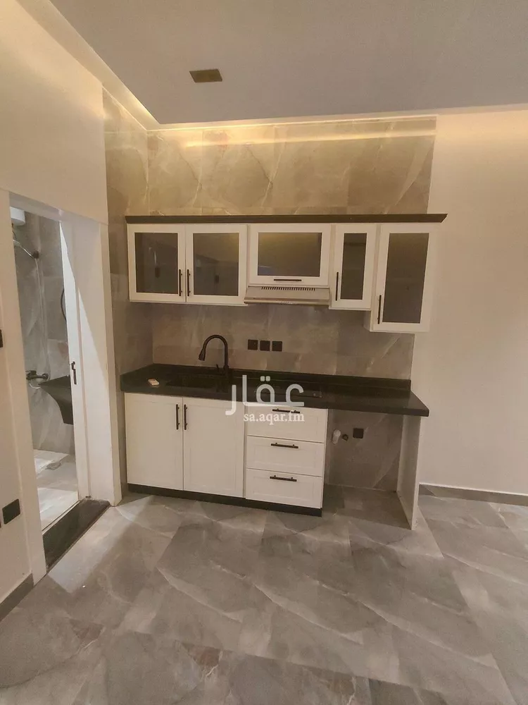 شقة للإيجار في شارع الحوي, حي العقيق, مدينة الرياض, منطقة الرياض صورة 3