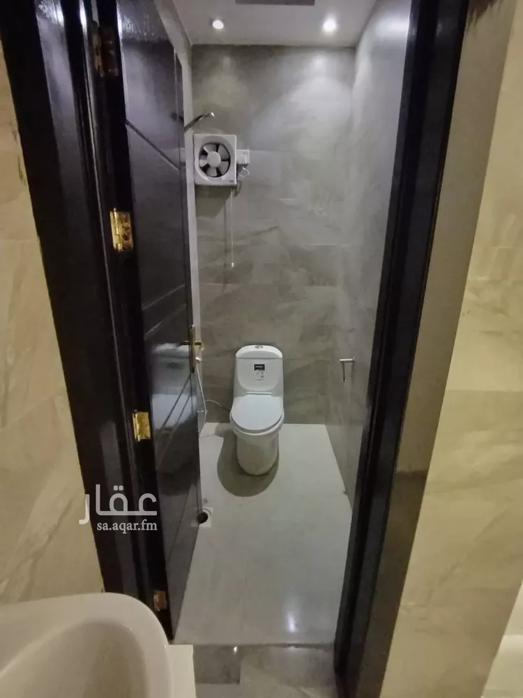 شقة للإيجار في شارع عبدالله بن شهيوين, حي الملقا, مدينة الرياض, منطقة الرياض صورة 3