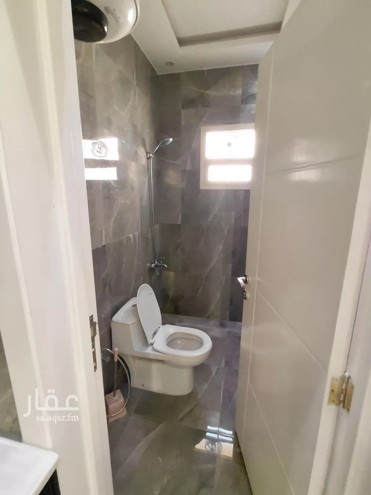 شقة للإيجار في شارع عبدالله بن شهيوين, حي الملقا, مدينة الرياض, منطقة الرياض صورة 2