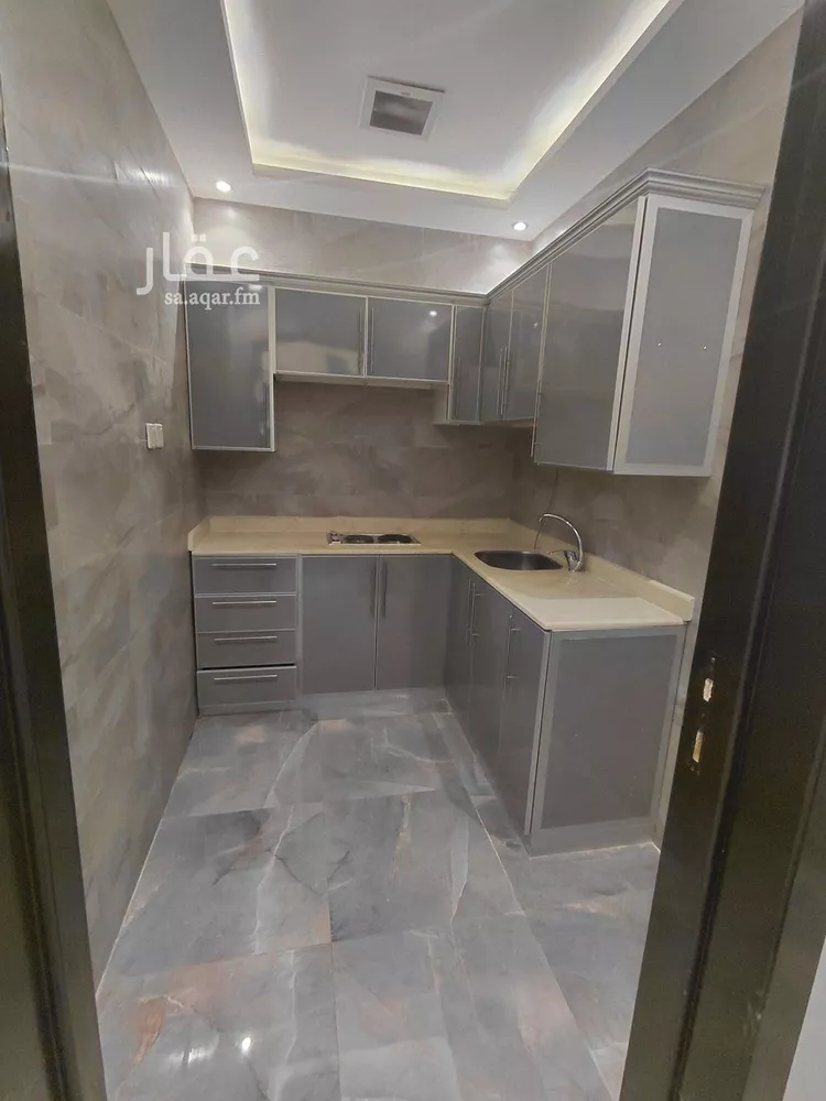 شقة للإيجار في شارع عبدالله بن شهيوين, حي الملقا, مدينة الرياض, منطقة الرياض صورة 4