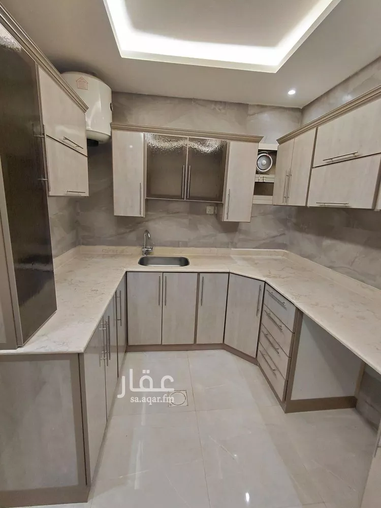 شقة للإيجار في شارع عبدالله بن شهيوين, حي الملقا, مدينة الرياض, منطقة الرياض