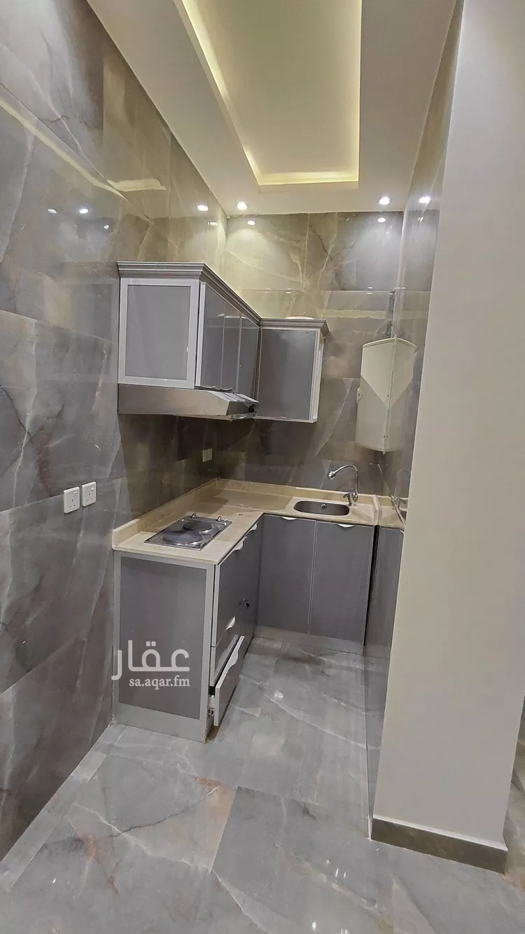 شقة للإيجار في شارع مدينة الزايد, حي العقيق, مدينة الرياض, منطقة الرياض صورة 3