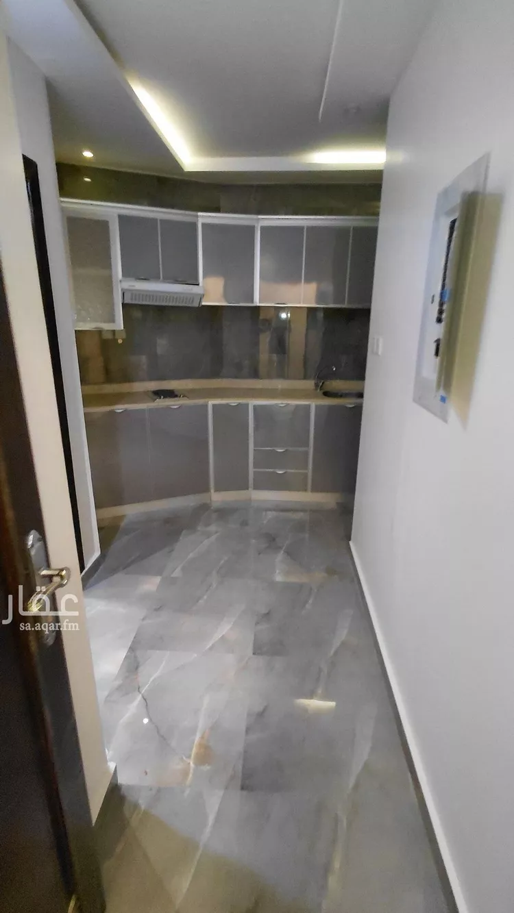 شقة للإيجار في شارع مدينة الزايد, حي العقيق, مدينة الرياض, منطقة الرياض صورة 3