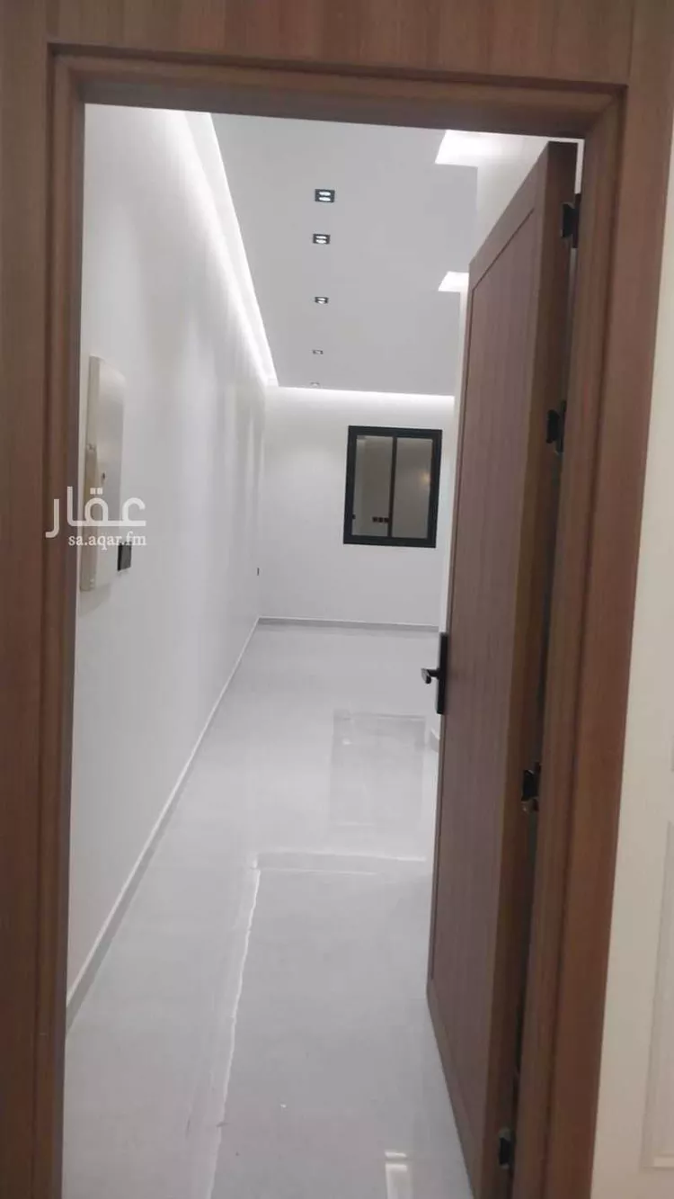 شقة للبيع في شارع الجميل ابن حاتم, حي ظهرة لبن, مدينة الرياض, منطقة الرياض صورة 2