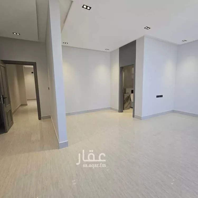 فيلا للبيع في شارع عقرباء 176, حي عقرباء, مدينة الجبيلة, منطقة الرياض صورة 2