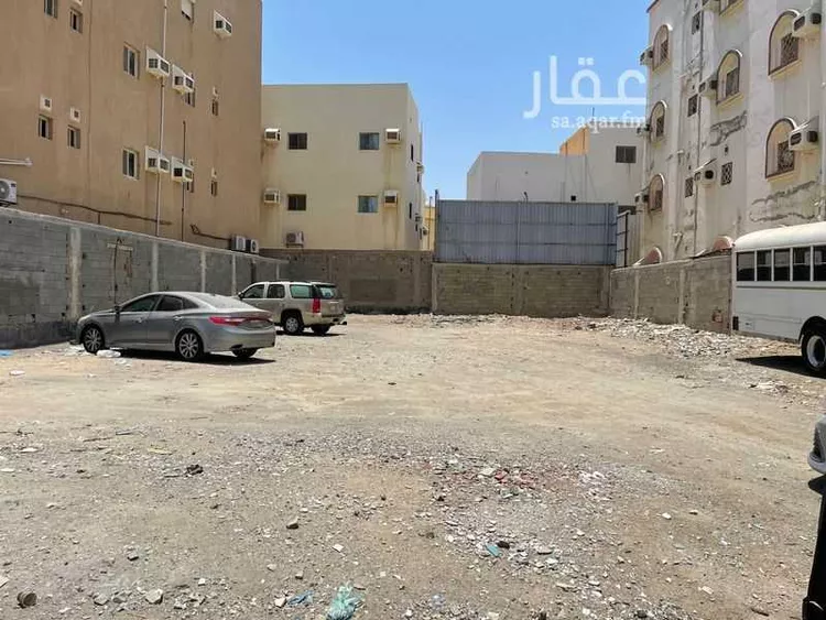 أرض للإيجار في شارع عدي بن الربيع, حي الأجواد, مدينة جدة, منطقة مكة المكرمة 1 صورة