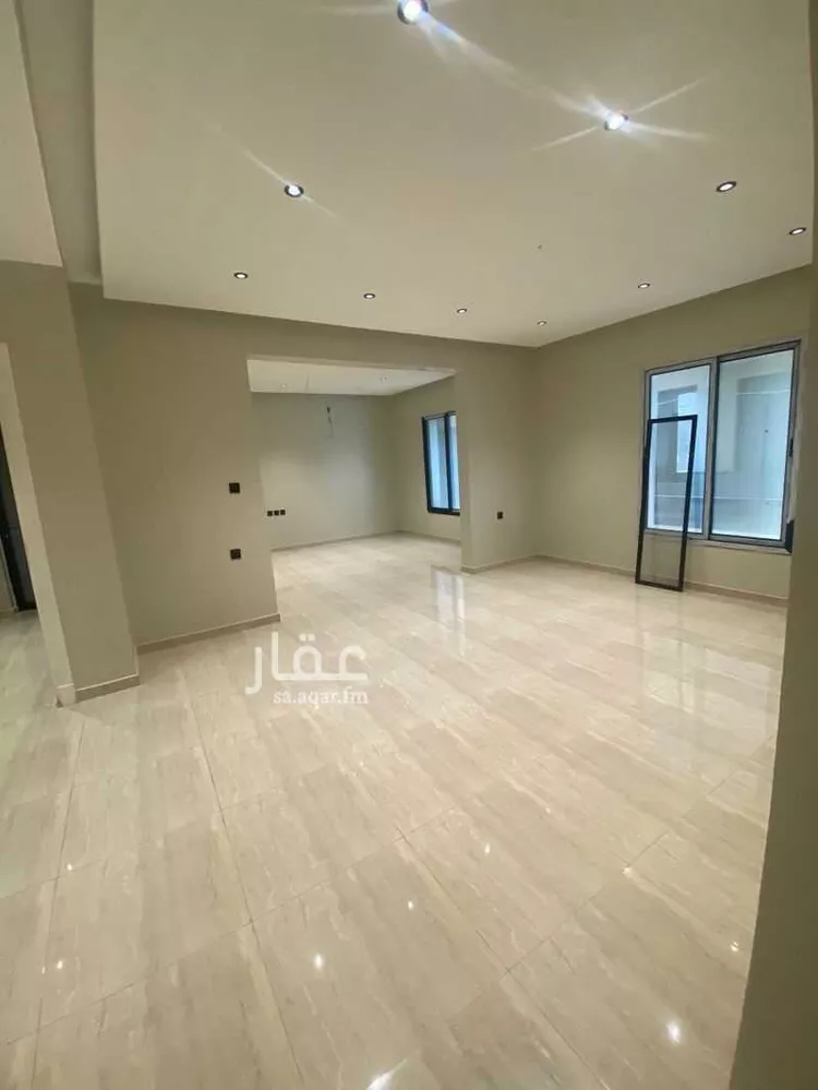 شقة للإيجار في شارع العطايف, حي الحمراء, مدينة الخبر, المنطقة الشرقية صورة 3