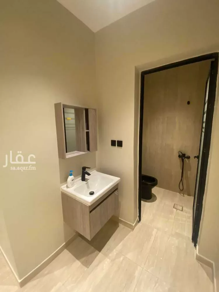شقة للإيجار في شارع العطايف, حي الحمراء, مدينة الخبر, المنطقة الشرقية 14