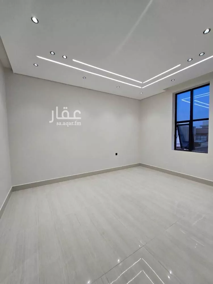 Floor for Sale in Riyadh Al Uraija Al Gharbiyah صورة 2