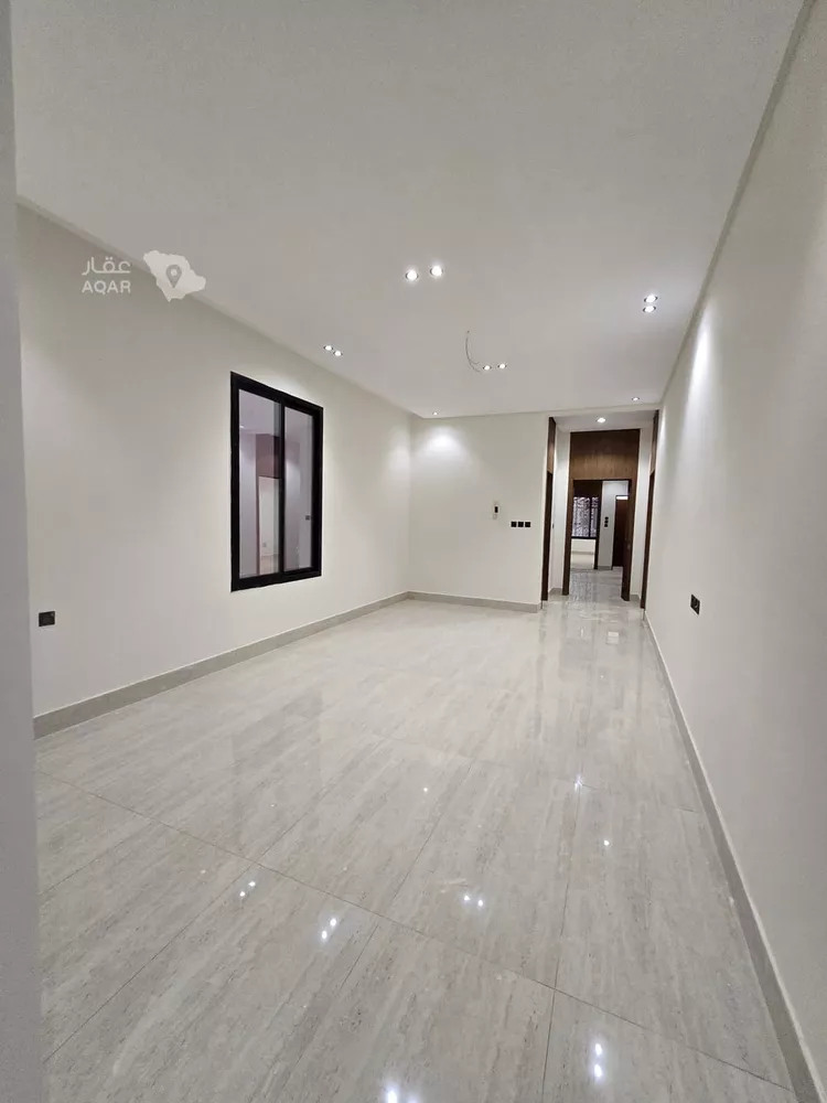 Floor for Sale in Riyadh Tuwaiq 9