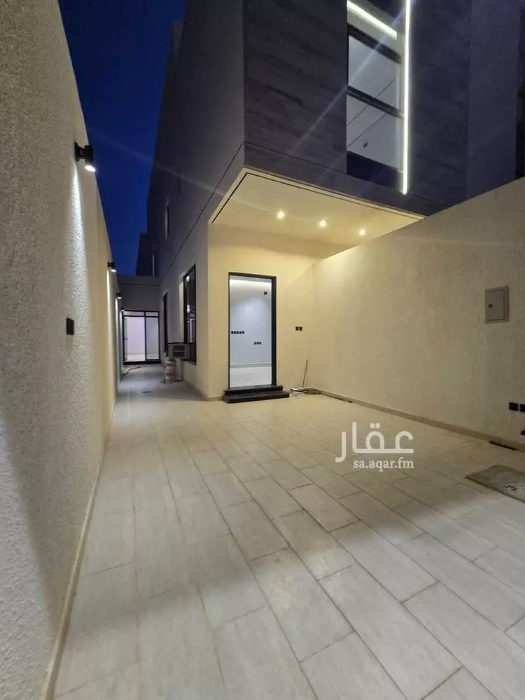 Floor for Sale in Riyadh Tuwaiq صورة 3