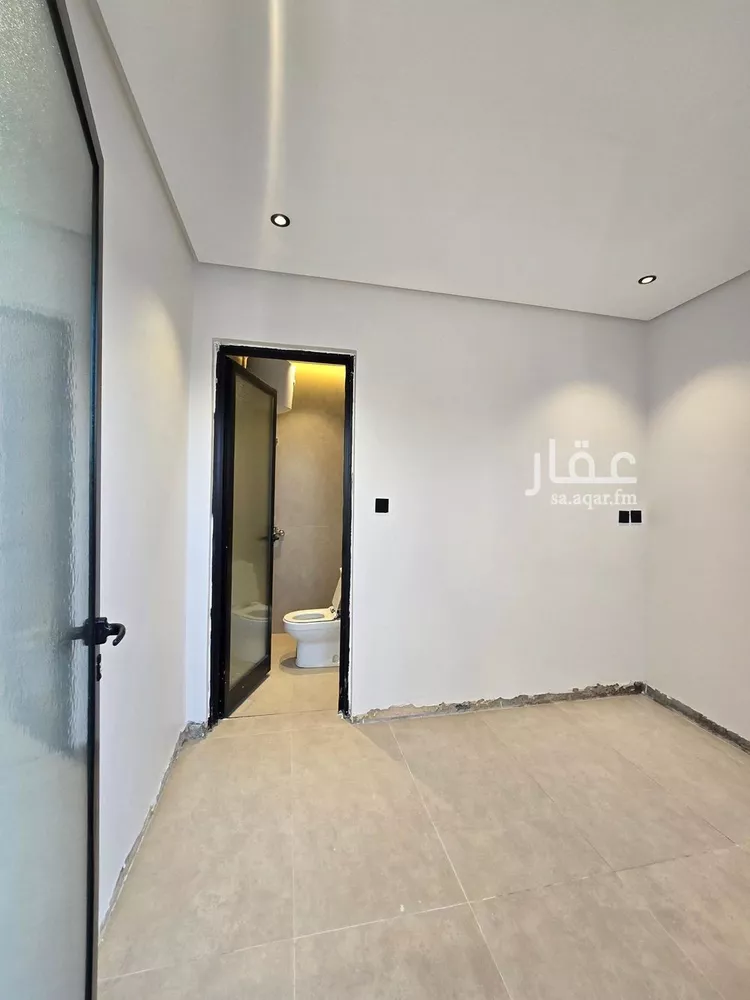 فيلا للبيع في شارع الدقائق, حي شبرا, مدينة الرياض, منطقة الرياض صورة 5