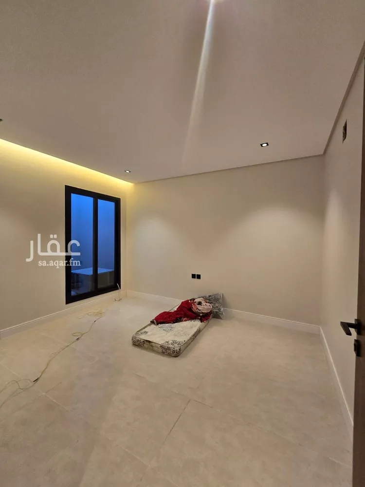 فيلا للبيع في شارع الدقائق, حي شبرا, مدينة الرياض, منطقة الرياض صورة 4