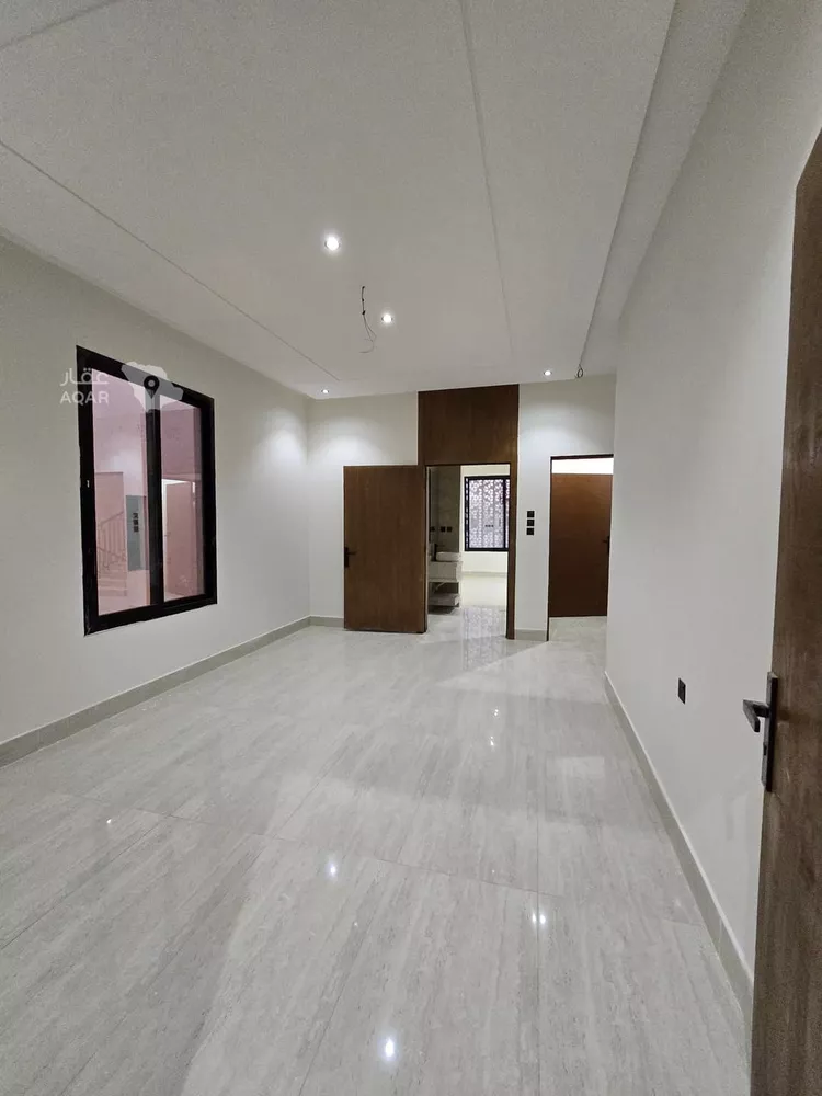 Floor for Sale in Riyadh Tuwaiq 7