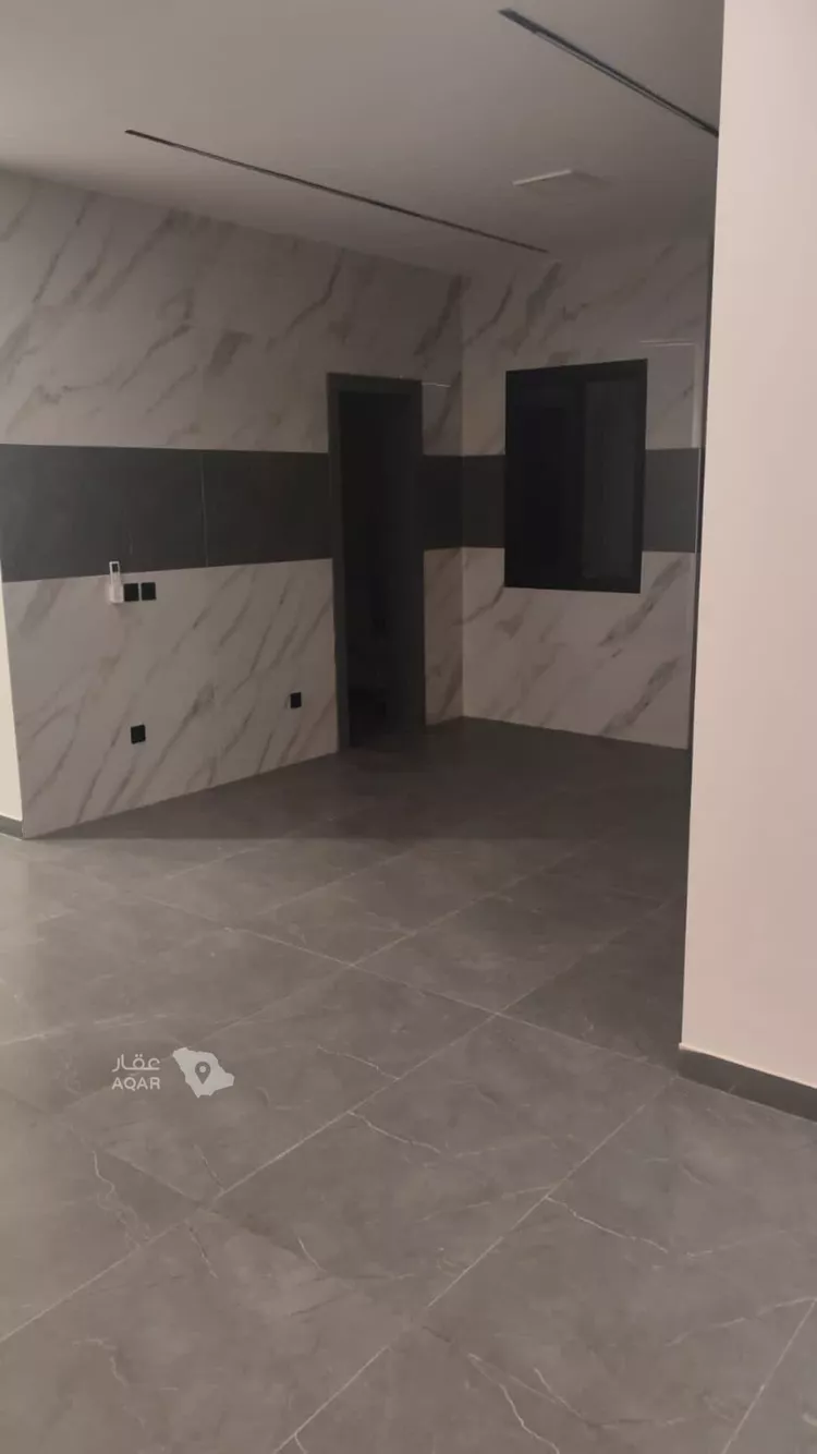 Floor for Rent in Riyadh Al Arid 6