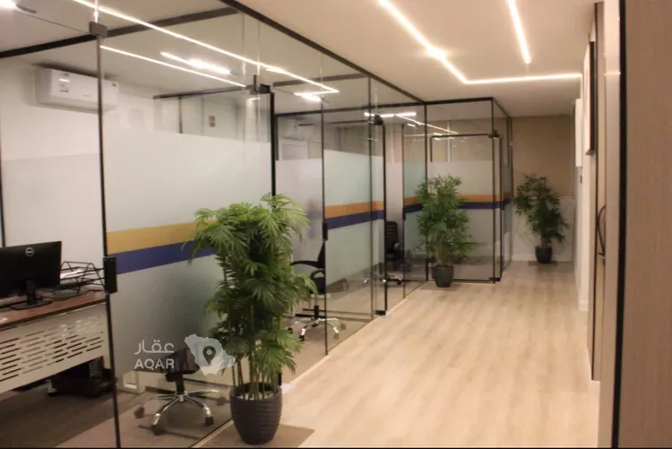 مكتب تجاري للإيجار في شارع الملك عبدالعزيز ابن عبدالرحمن سعود الفرعي, حي العارض, مدينة الرياض, منطقة الرياض صورة 2