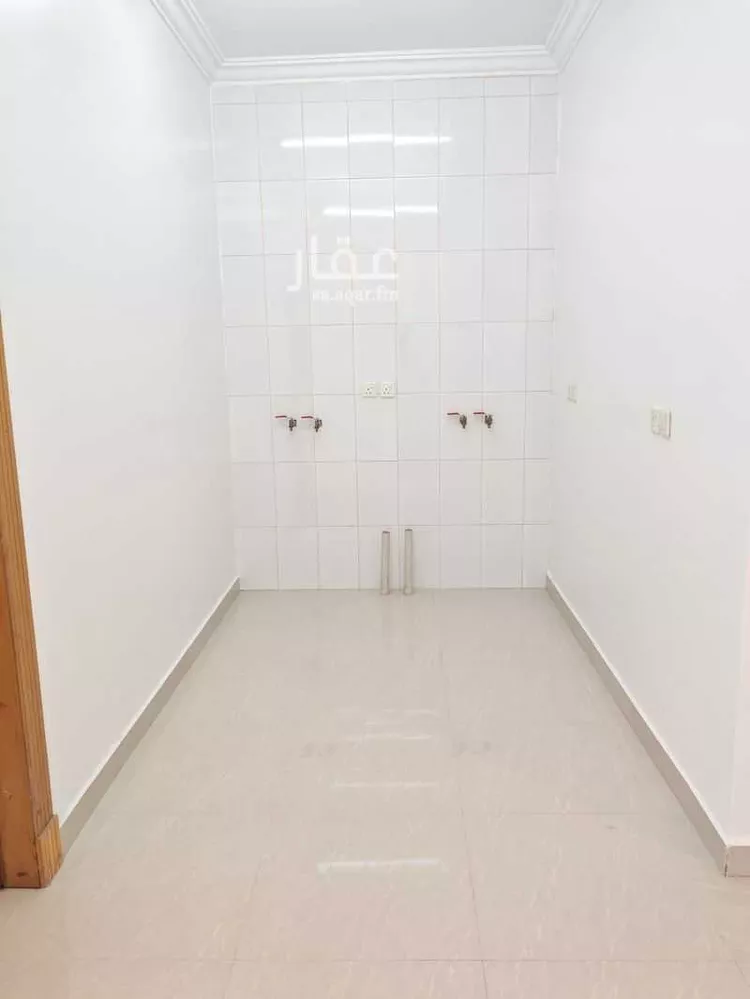 فيلا للإيجار في شارع ميمون بن جعفر, حي العارض, مدينة الرياض, منطقة الرياض صورة 5