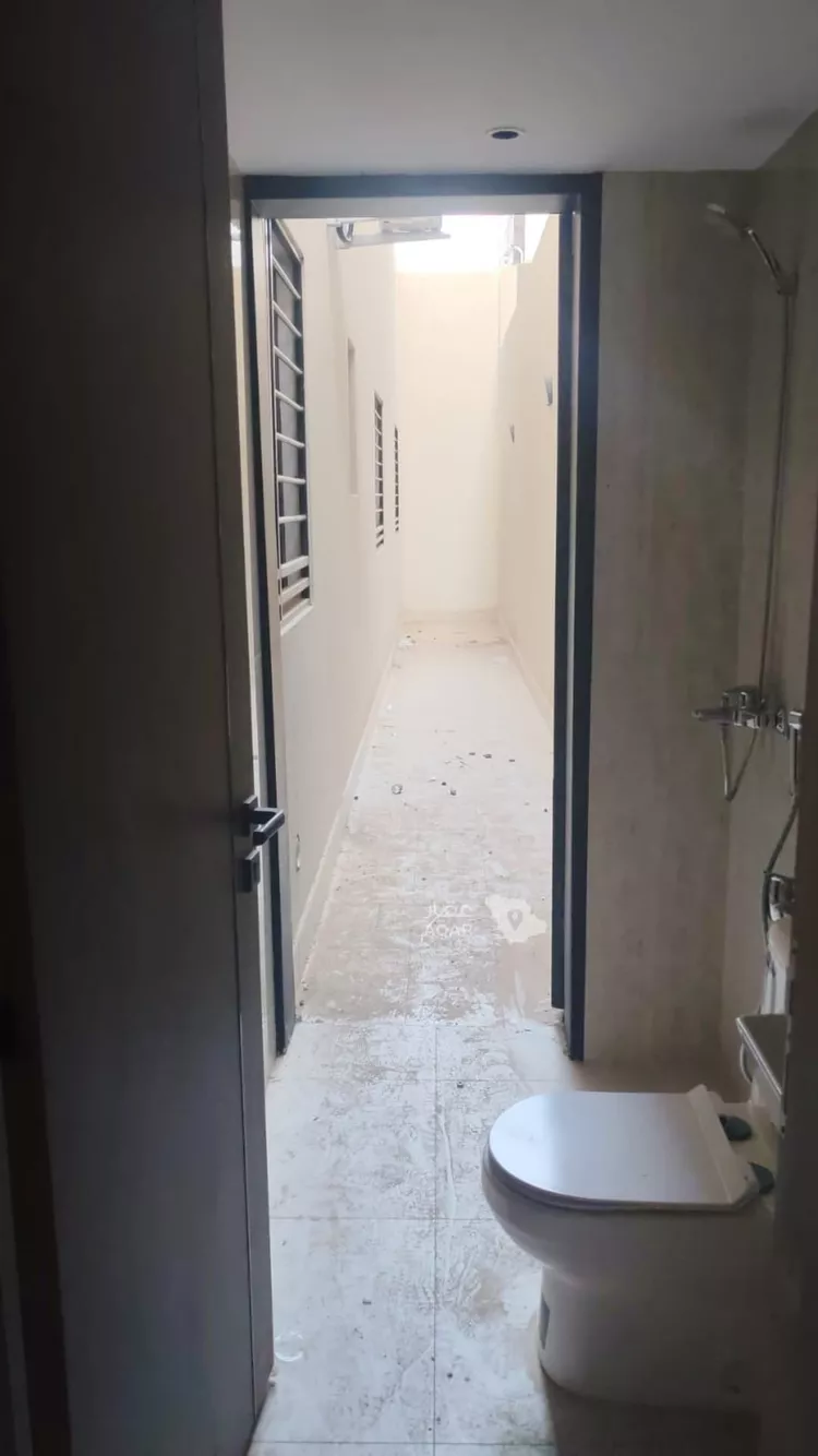 Floor for Rent in Riyadh Al Arid 6