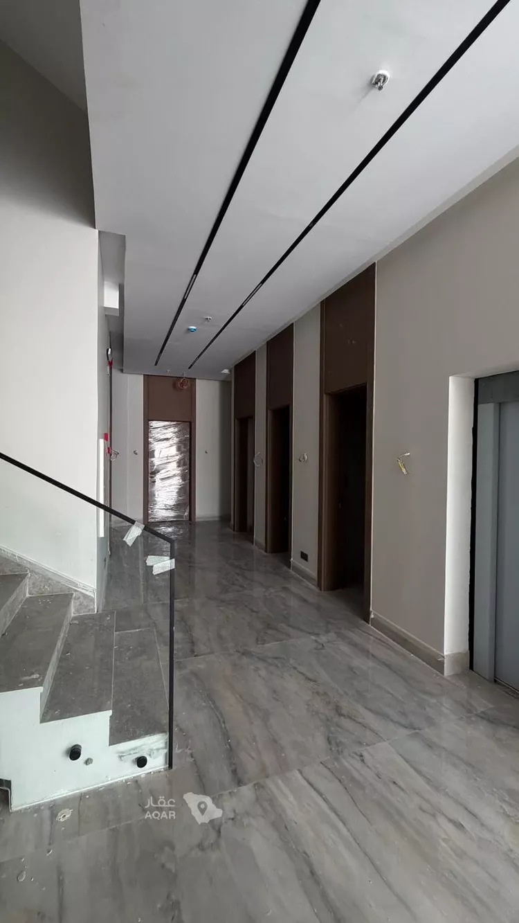 عمارة للإيجار في شارع عسير, حي ظهرة لبن, مدينة الرياض, منطقة الرياض 8