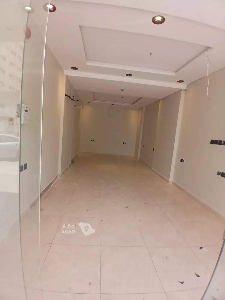 Shop for Rent in Jeddah Al Bawadi ุตูุฑุฉ 2
