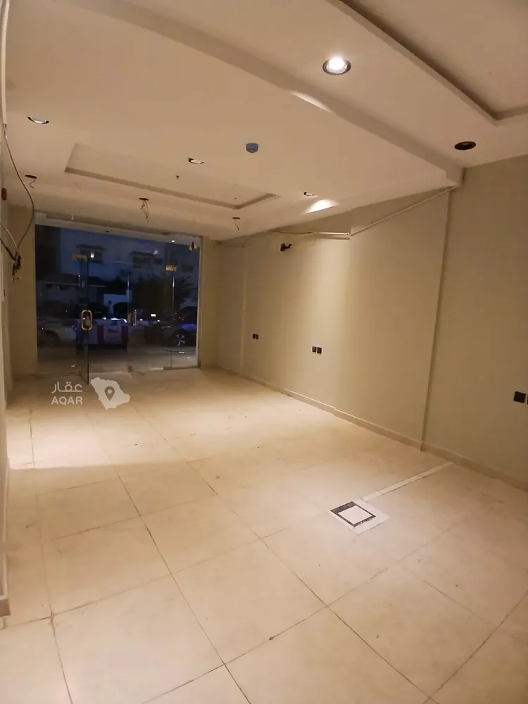 Shop for Rent in Jeddah Al Bawadi