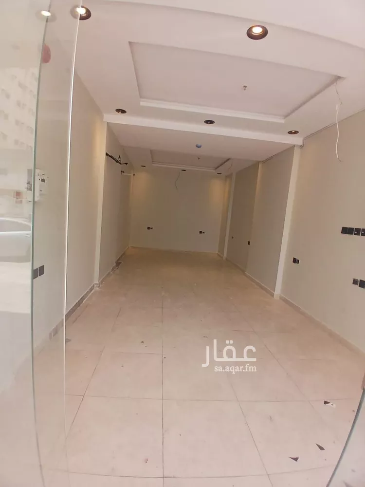 Shop for Rent in Jeddah Al Bawadi صورة 4