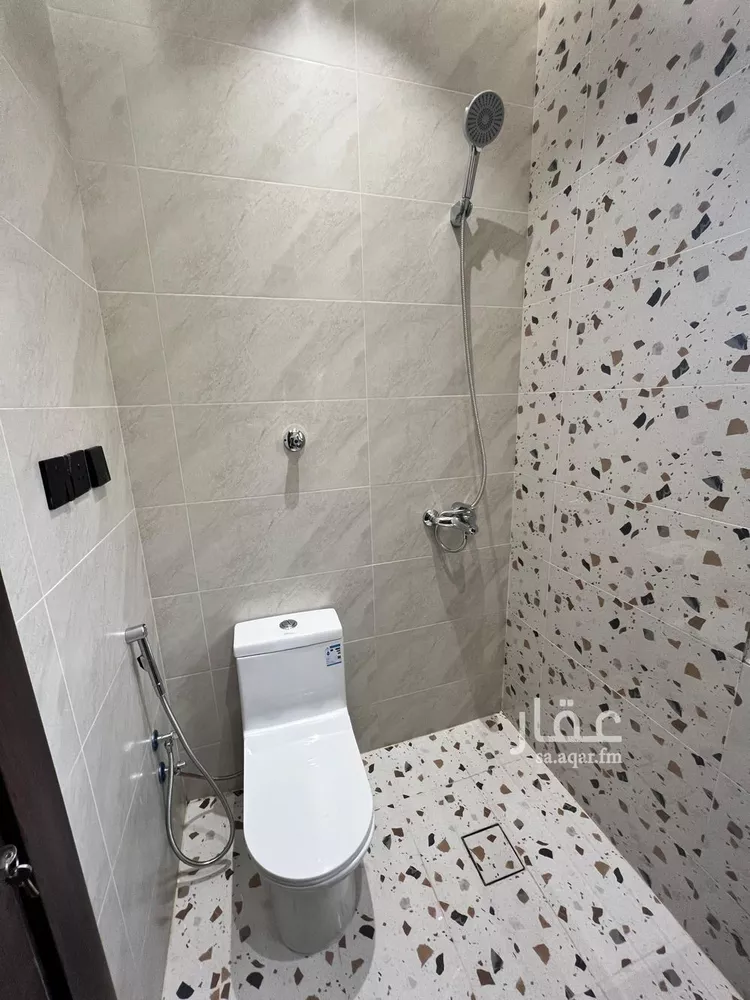 شقة للإيجار في شارع الخطيب التبريزي, حي البوادي, مدينة جدة, منطقة مكة المكرمة 15