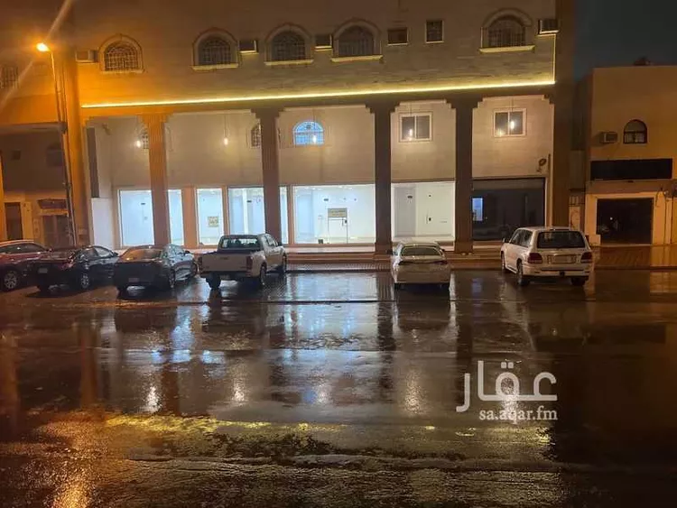 مكتب تجاري للإيجار في شارع سعد بن معاذ, حي الفيصلية, مدينة الدرعية, منطقة الرياض صورة 4