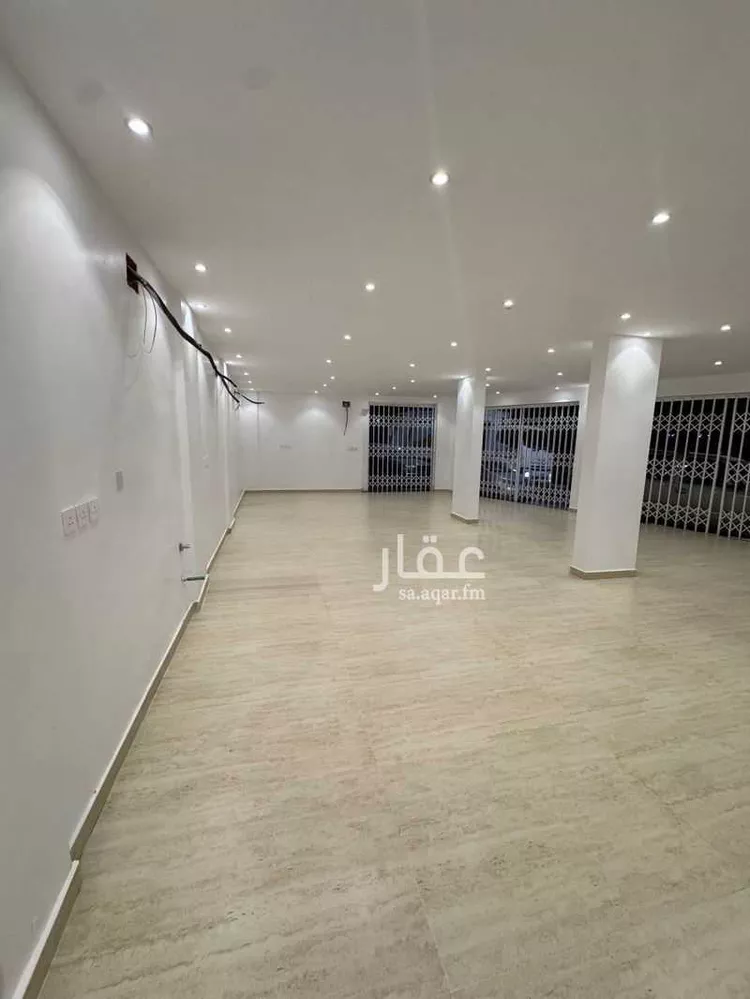 محل للإيجار في شارع العدل 30, حي العدل, مدينة امارة منطقة الرياض - الجبيله, منطقة الرياض صورة 2