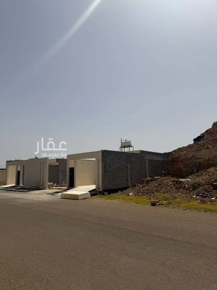 أرض للبيع في شارع خليفة ابن عدي, حي المطار, مدينة المدينة المنورة, منطقة المدينة المنورة صورة 2