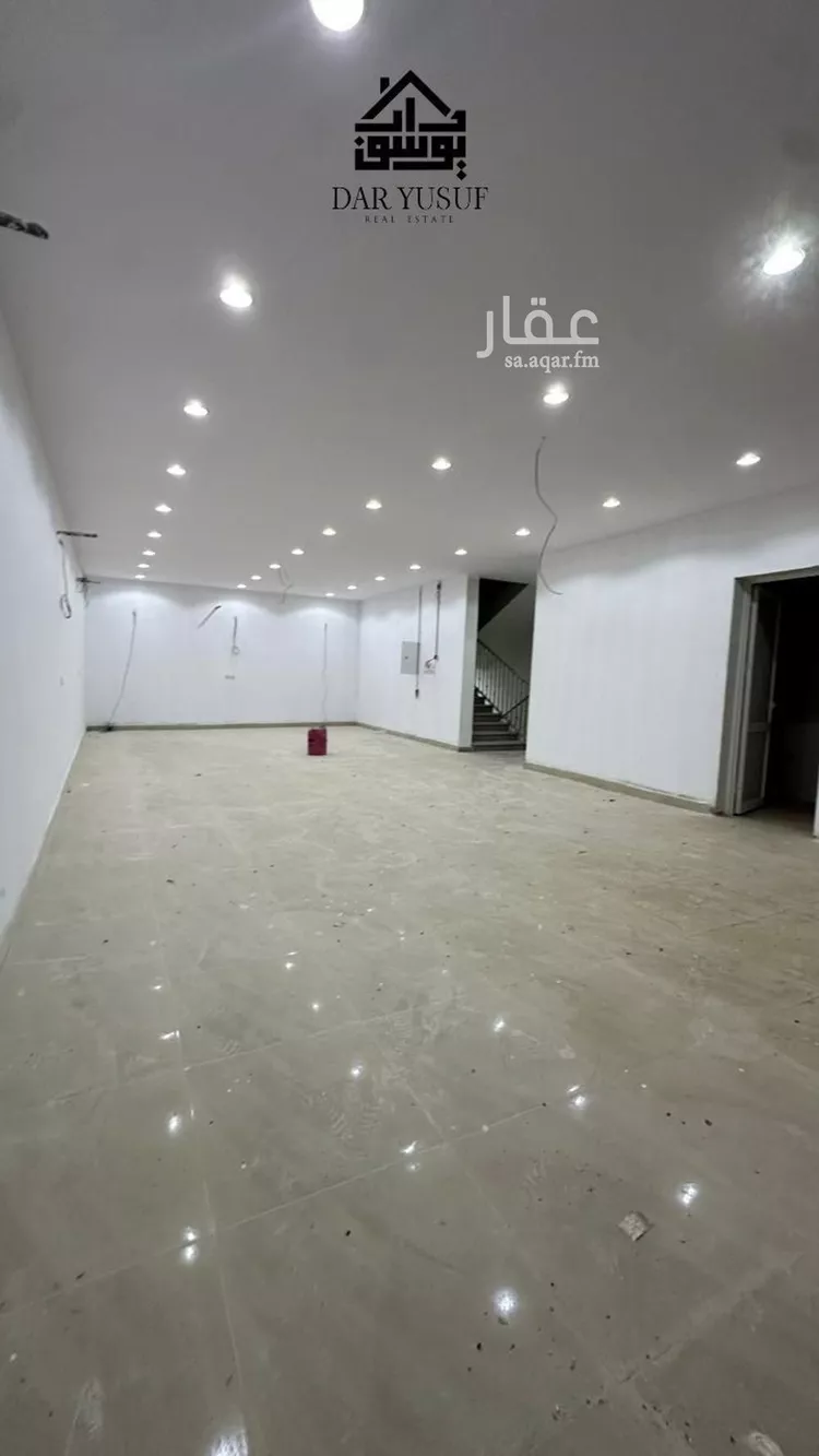 Shop for Rent in Medina King Fahd صورة 3
