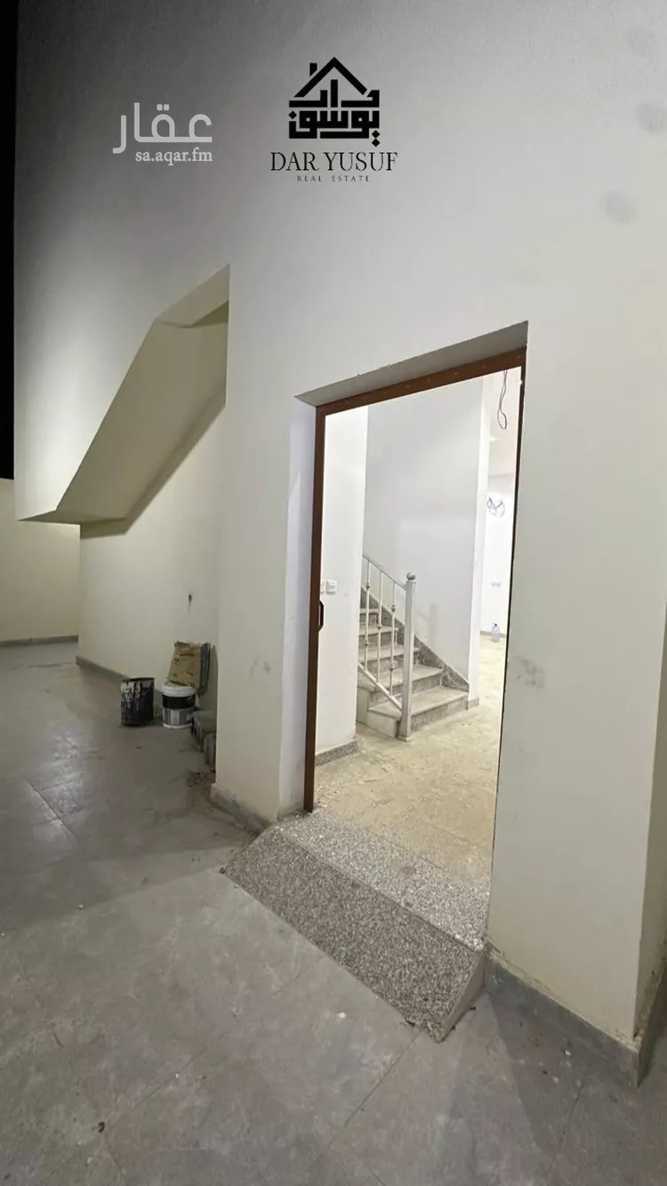 محل للإيجار في شارع بدر الدين بن عسال الدمشقي, حي الملك فهد, مدينة المدينة المنورة, منطقة المدينة المنورة 8