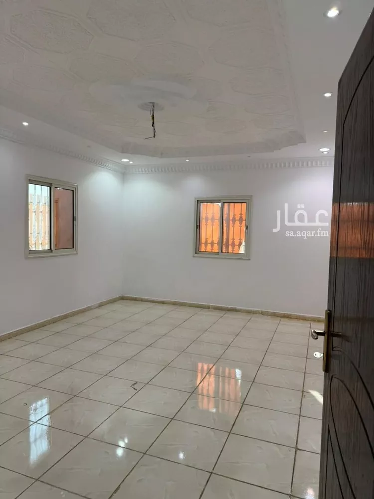 شقة للإيجار في شارع عبدالله ابن عبدالرحمن ابن حاطب, حي العزيزية, مدينة المدينة المنورة, منطقة المدينة المنورة