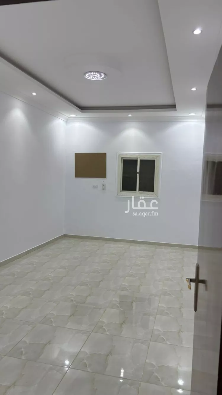 شقة للإيجار في شارع حبيبة بنت أبي امامه, حي العزيزية, مدينة المدينة المنورة, منطقة المدينة المنورة صورة 2