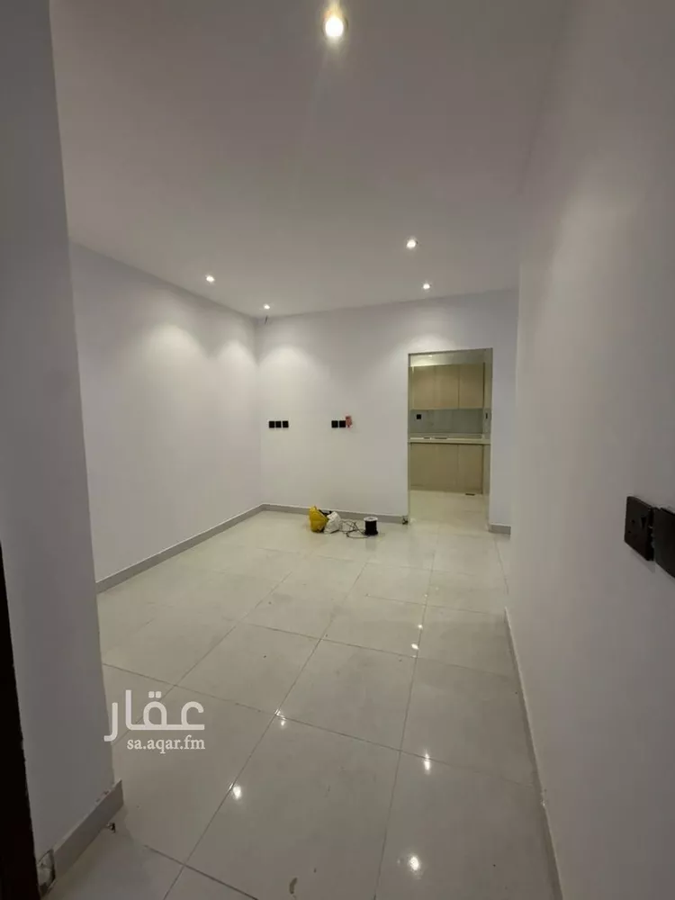 عمارة للإيجار في شارع حياض ابن قيس, حي الإسكان, مدينة المدينة المنورة, منطقة المدينة المنورة صورة 3
