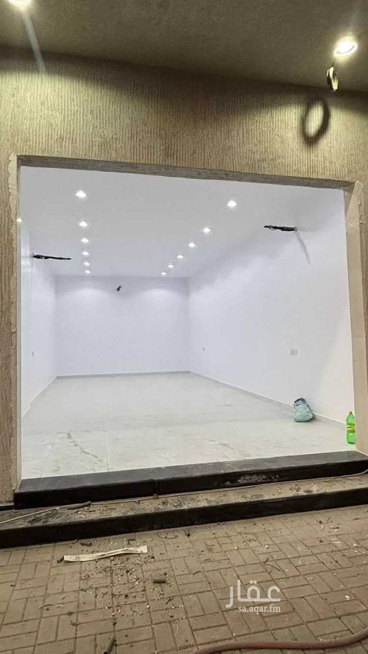 Shop for Rent in Medina As Salam صورة 2
