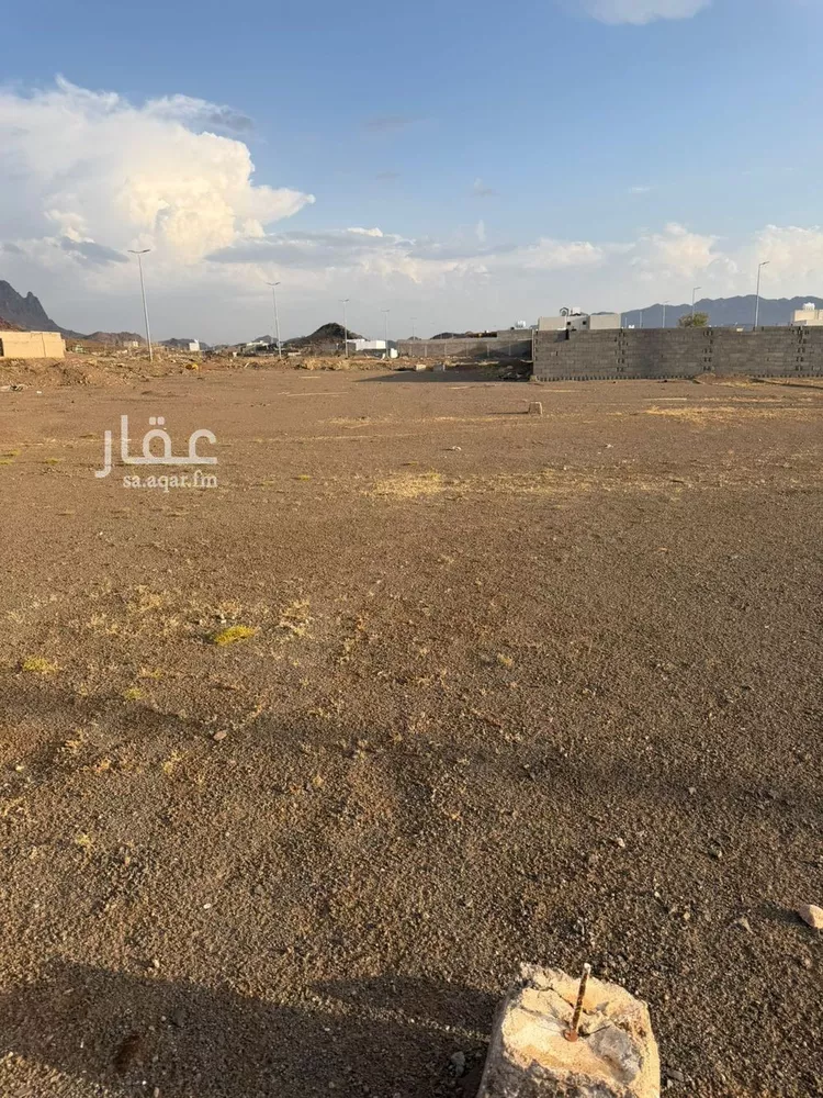 أرض للبيع في شارع خليفة ابن عدي, حي المطار, مدينة المدينة المنورة, منطقة المدينة المنورة