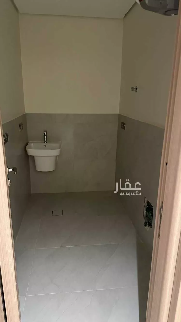 شقة للإيجار في شارع العطف, حي العقيق, مدينة الرياض, منطقة الرياض صورة 4