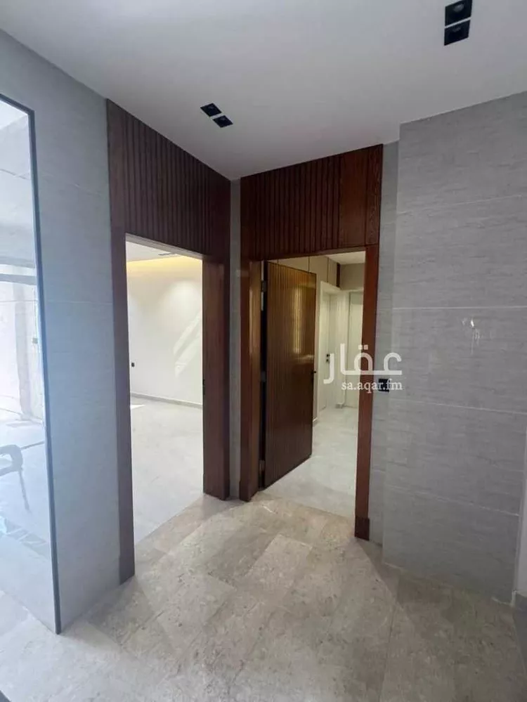 شقة للبيع في شارع أبو سعيد السيرافي, حي الرحاب 2, مدينة جازان, منطقة جازان صورة 3