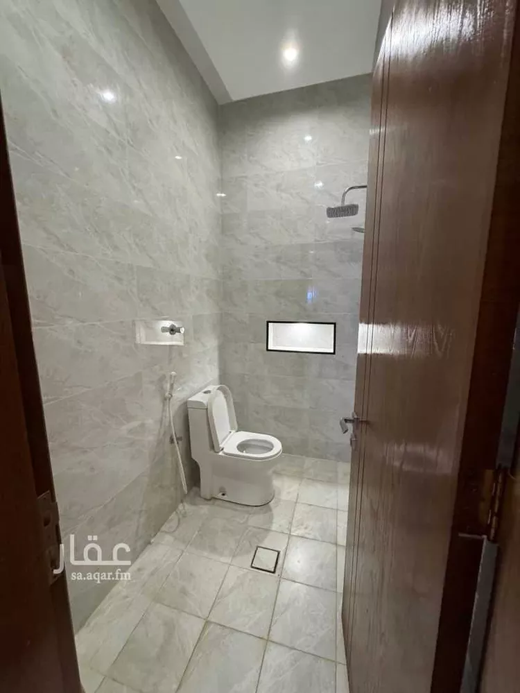 شقة للبيع في شارع ام قابل, حي الرحاب 2, مدينة جازان, منطقة جازان صورة 4