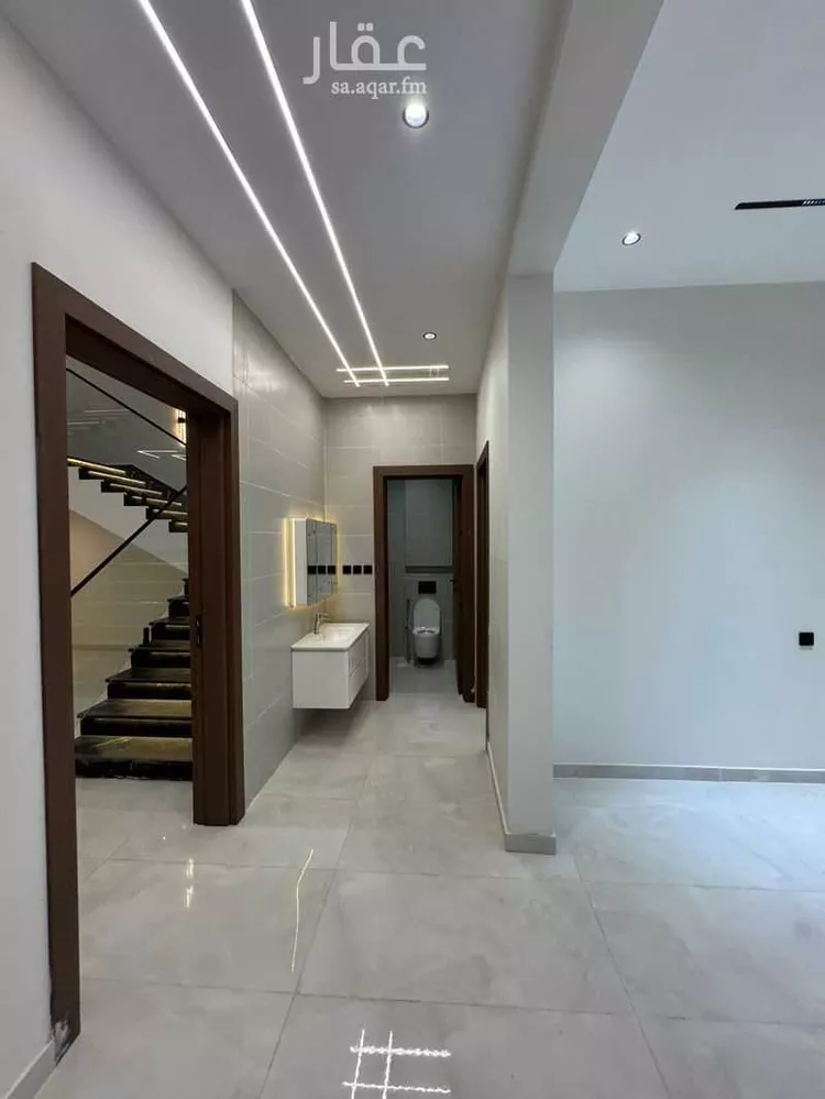 فيلا للبيع في شارع احمد بن محمد الاشبيلي, حي السويس 1, مدينة جازان, منطقة جازان صورة 5